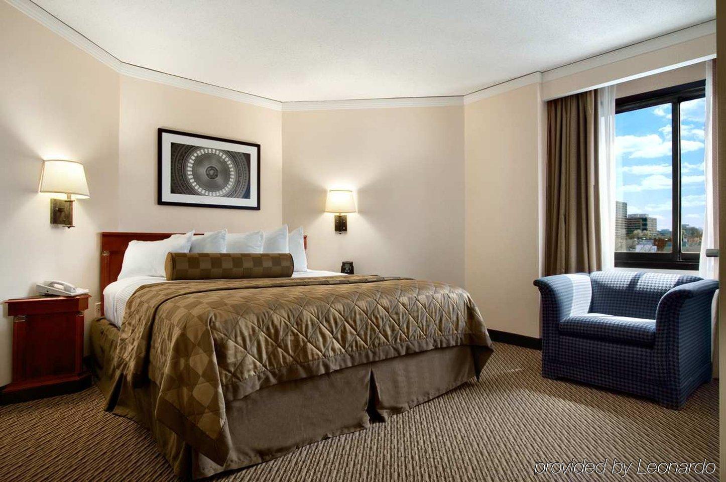 Embassy Suites Tysons Corner Cameră foto