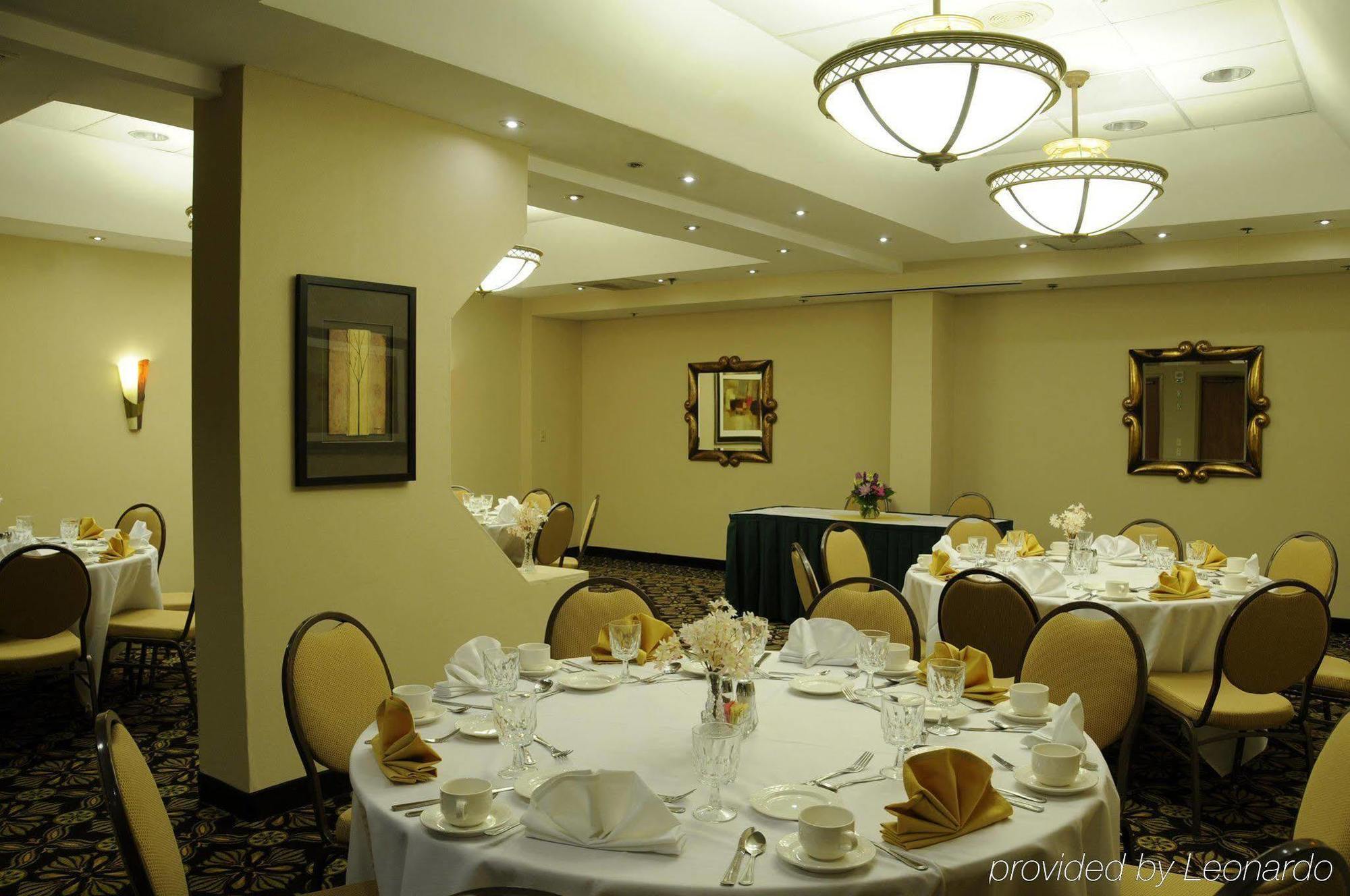 Embassy Suites Tysons Corner Restaurant foto