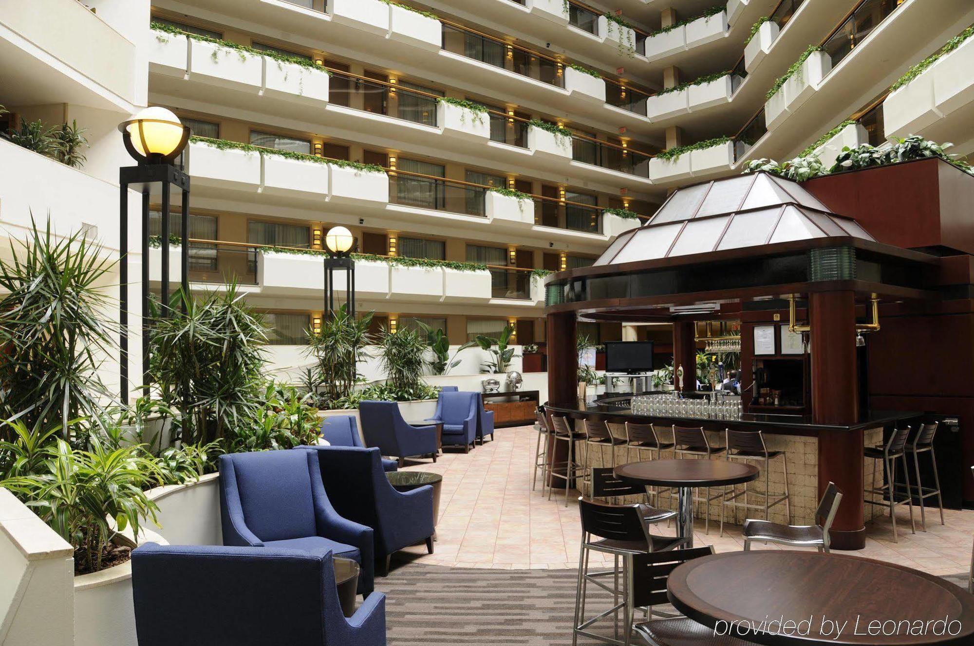 Embassy Suites Tysons Corner Restaurant foto