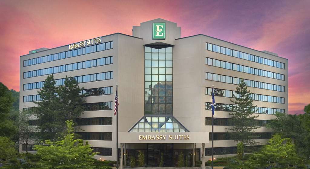 Embassy Suites Tysons Corner Exterior foto