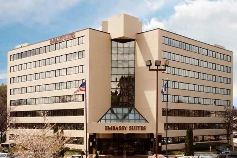 Embassy Suites Tysons Corner Exterior foto